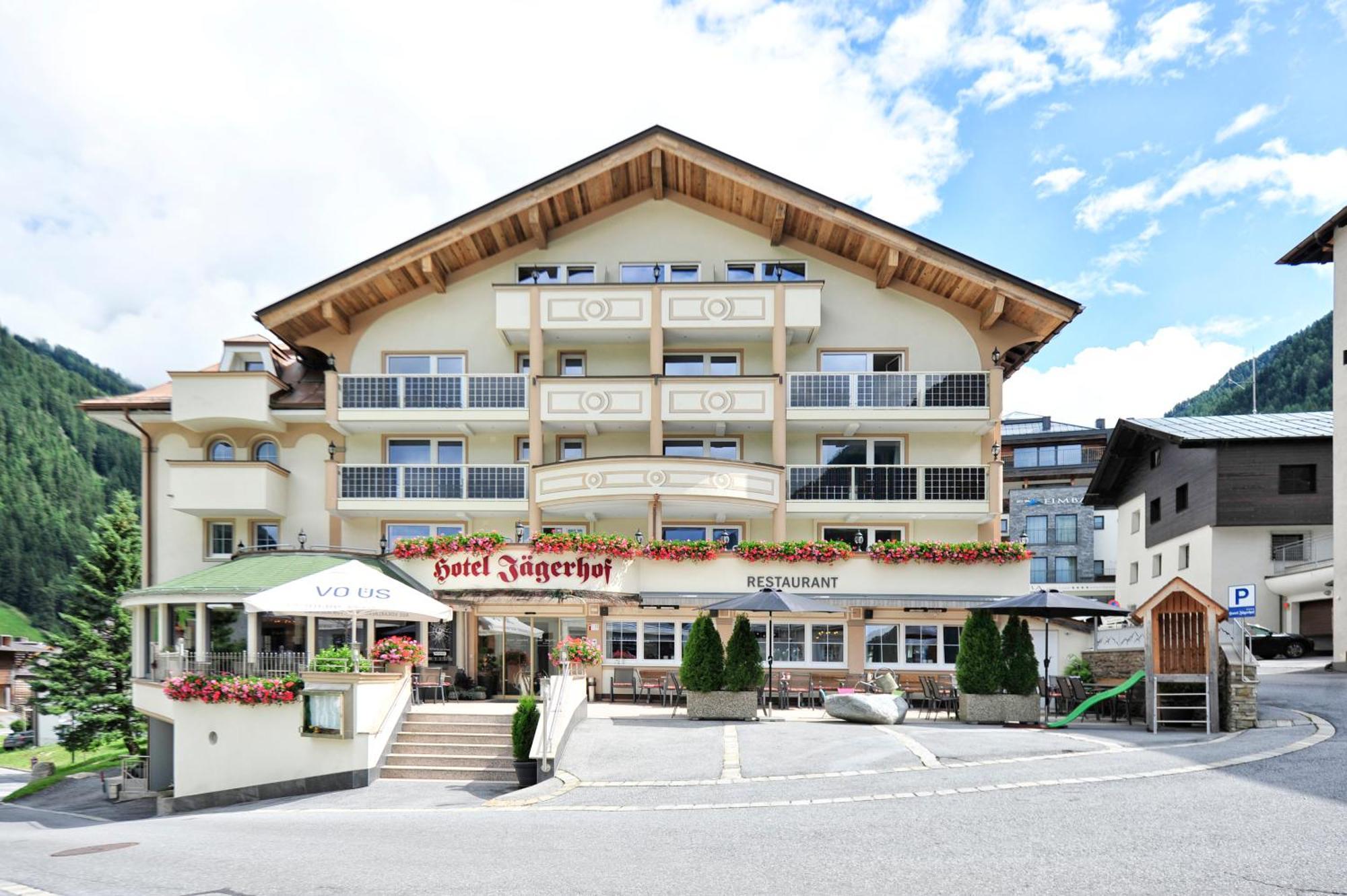 Hotel Jägerhof Ischgl Exteriör bild